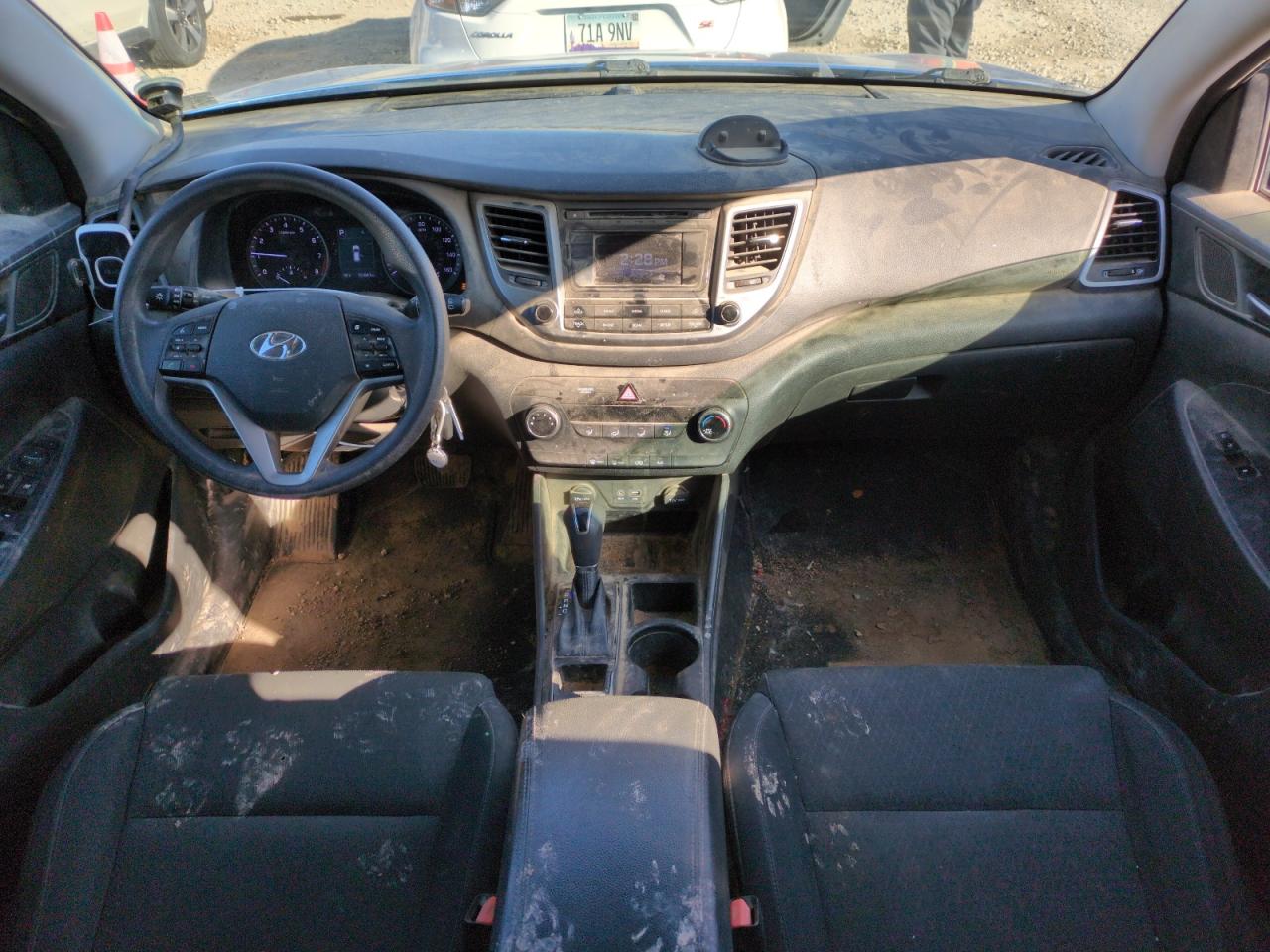 2017 Hyundai Tucson - Image 8