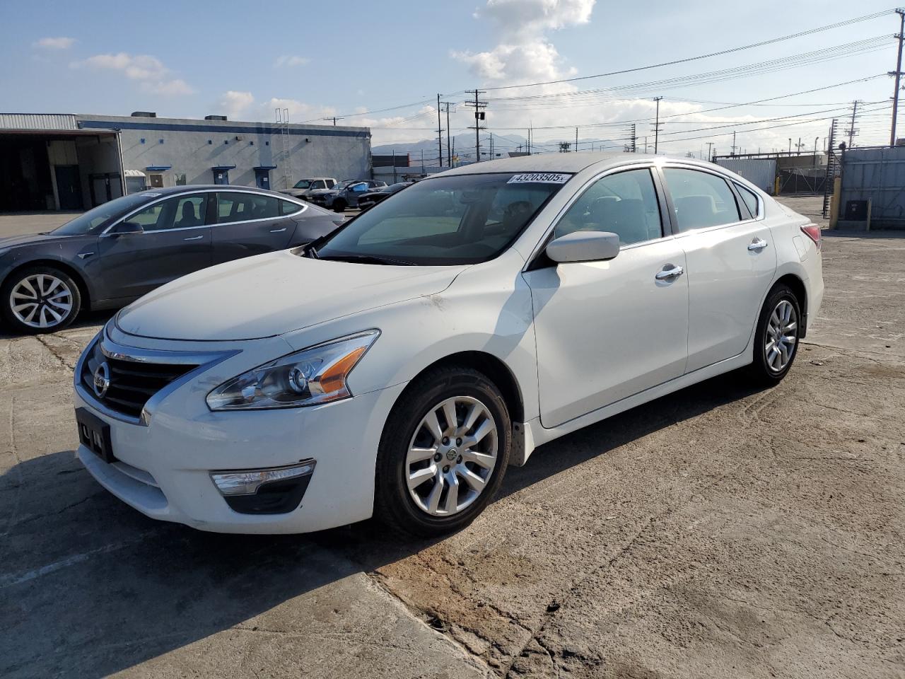 2015 Nissan Altima - Image 1