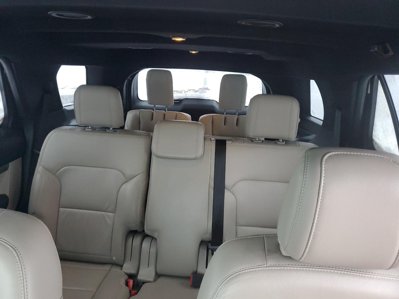 2018 Ford Explorer - Image 10