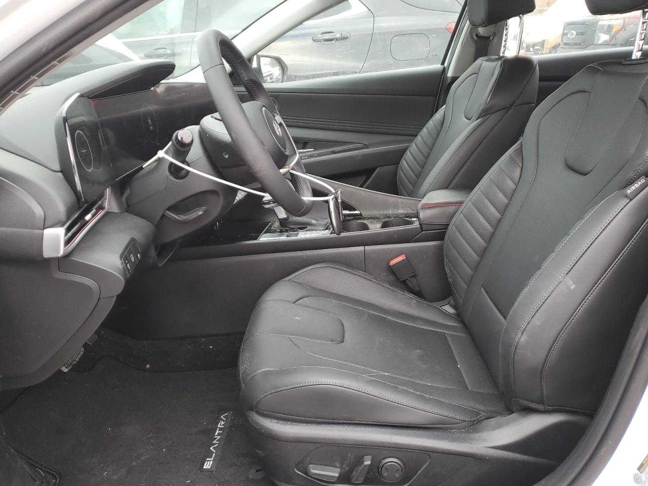 2024 Hyundai Elantra - Image 7