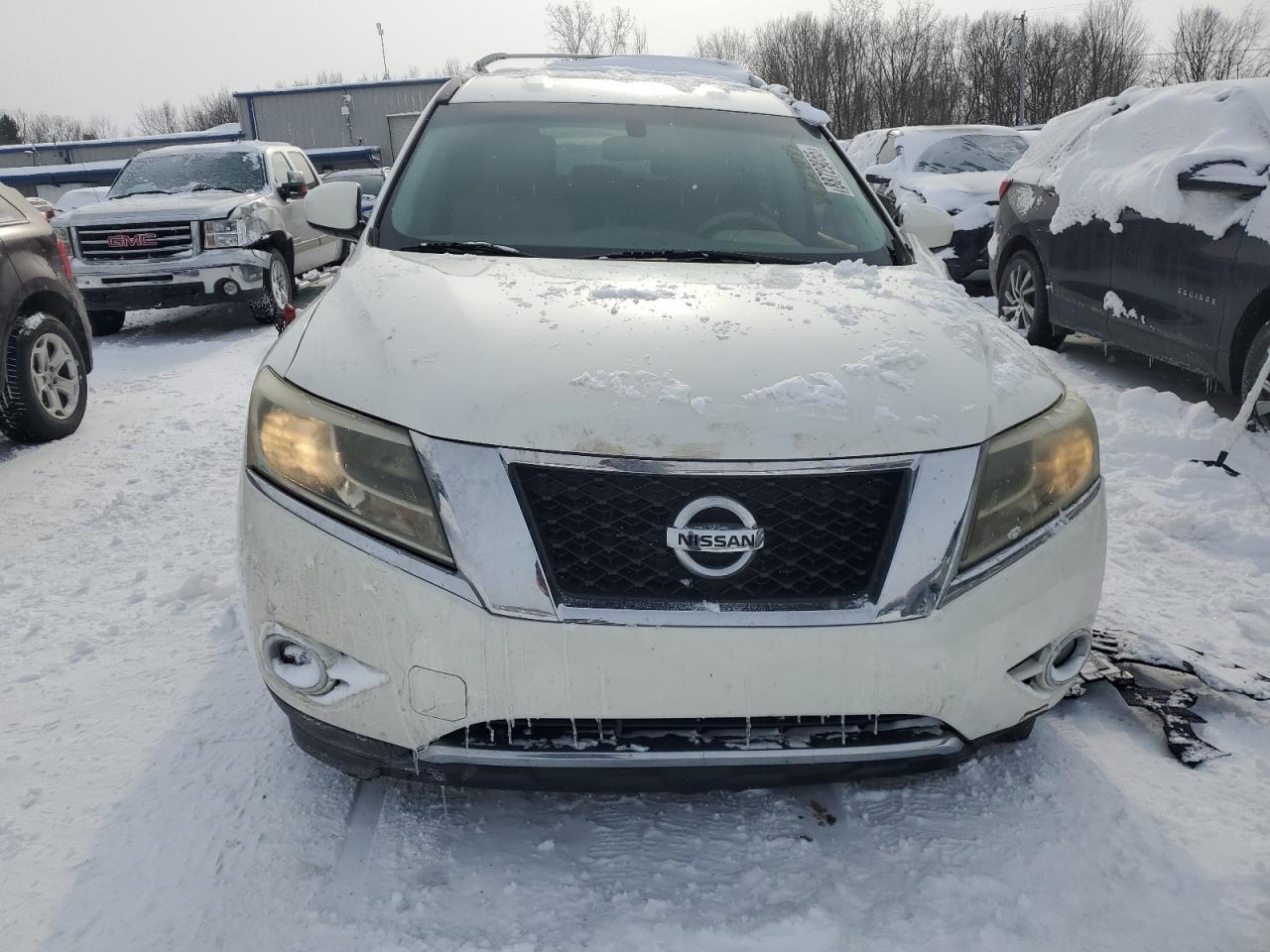 2014 Nissan Pathfinder - Image 5