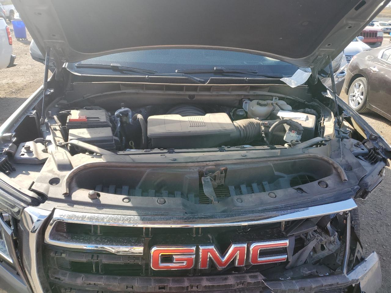 2021 GMC Yukon - Image 11