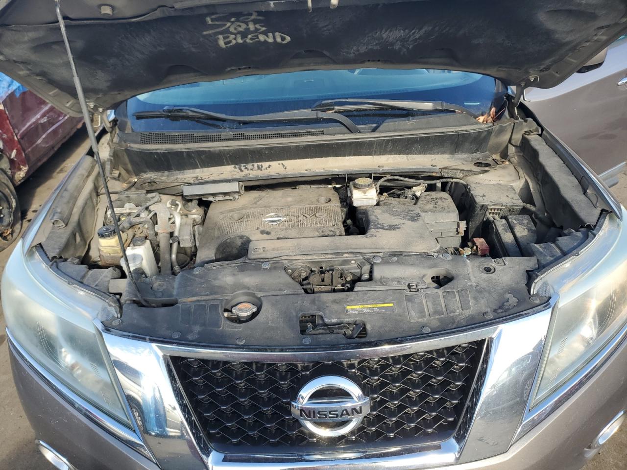 2013 Nissan Pathfinder - Image 12