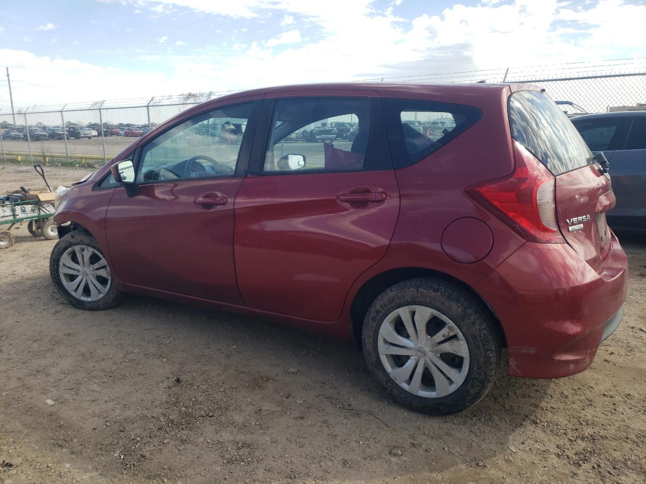 2019 Nissan Versa - Image 2