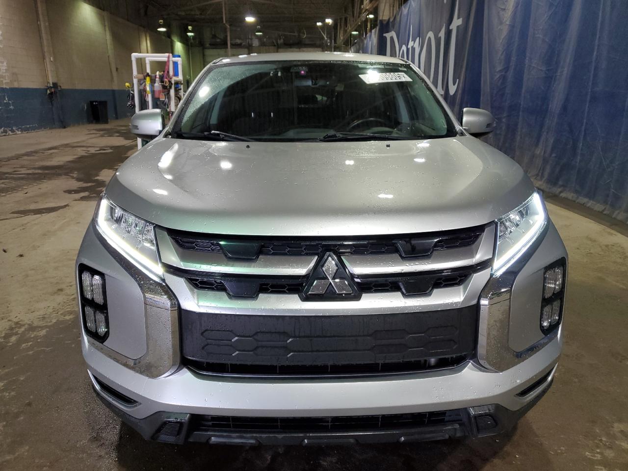 2021 Mitsubishi Outlander - Image 5