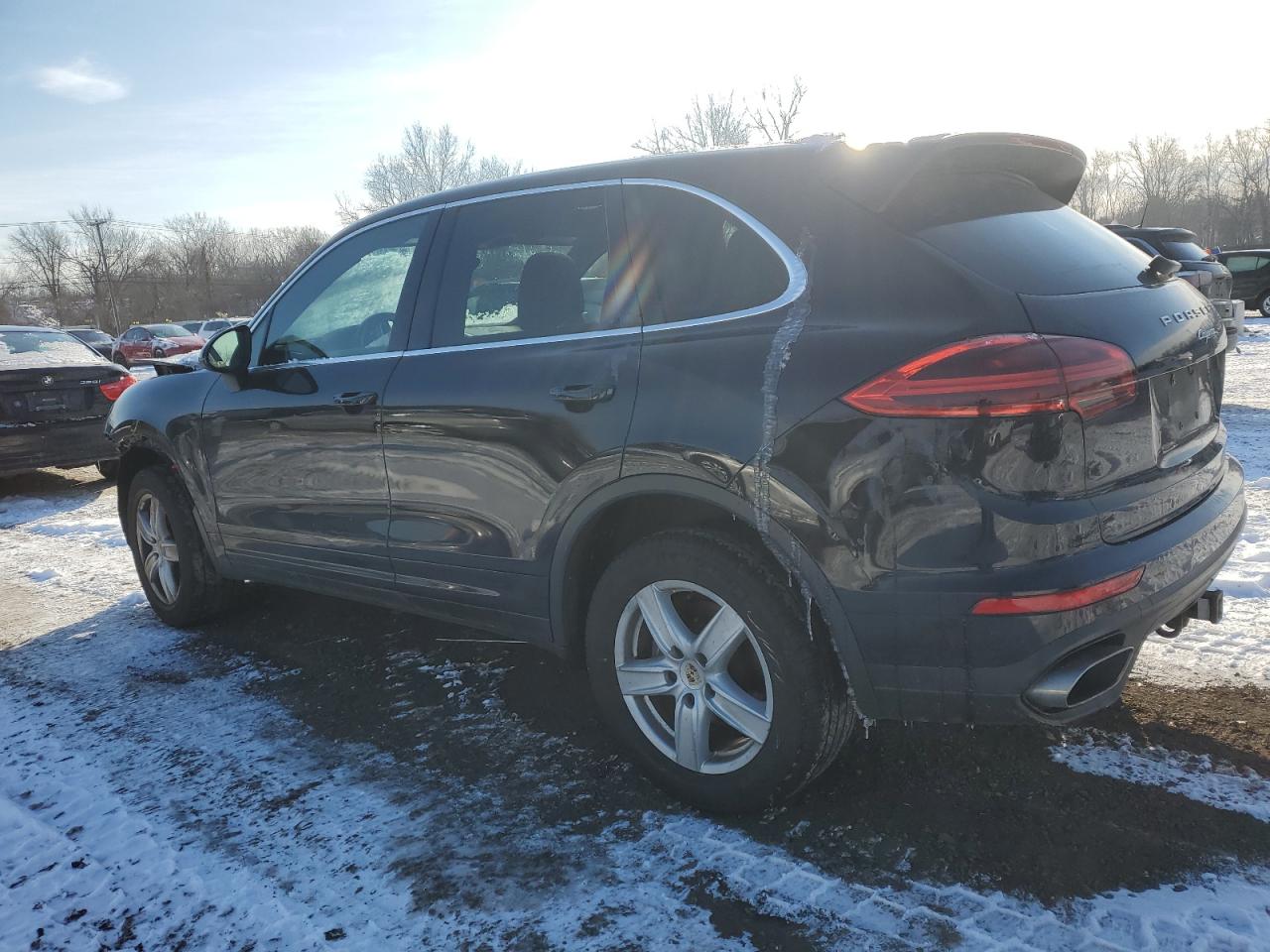 2016 Porsche Cayenne - Image 2