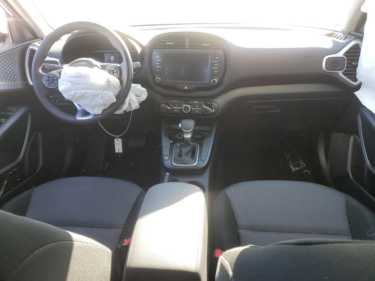 2022 Kia Soul - Image 8