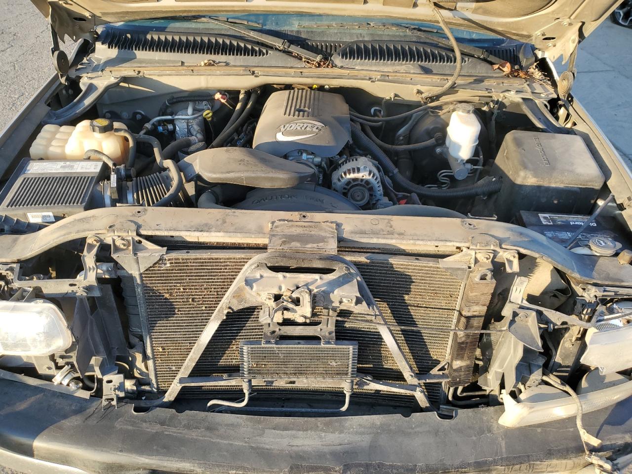 2002 Chevrolet Silverado - Image 11