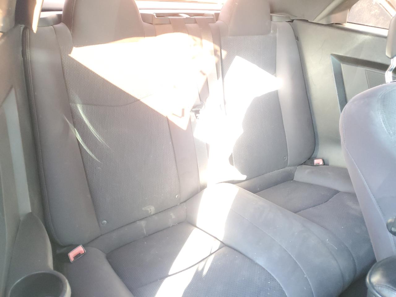 2012 Chrysler 200 - Image 10