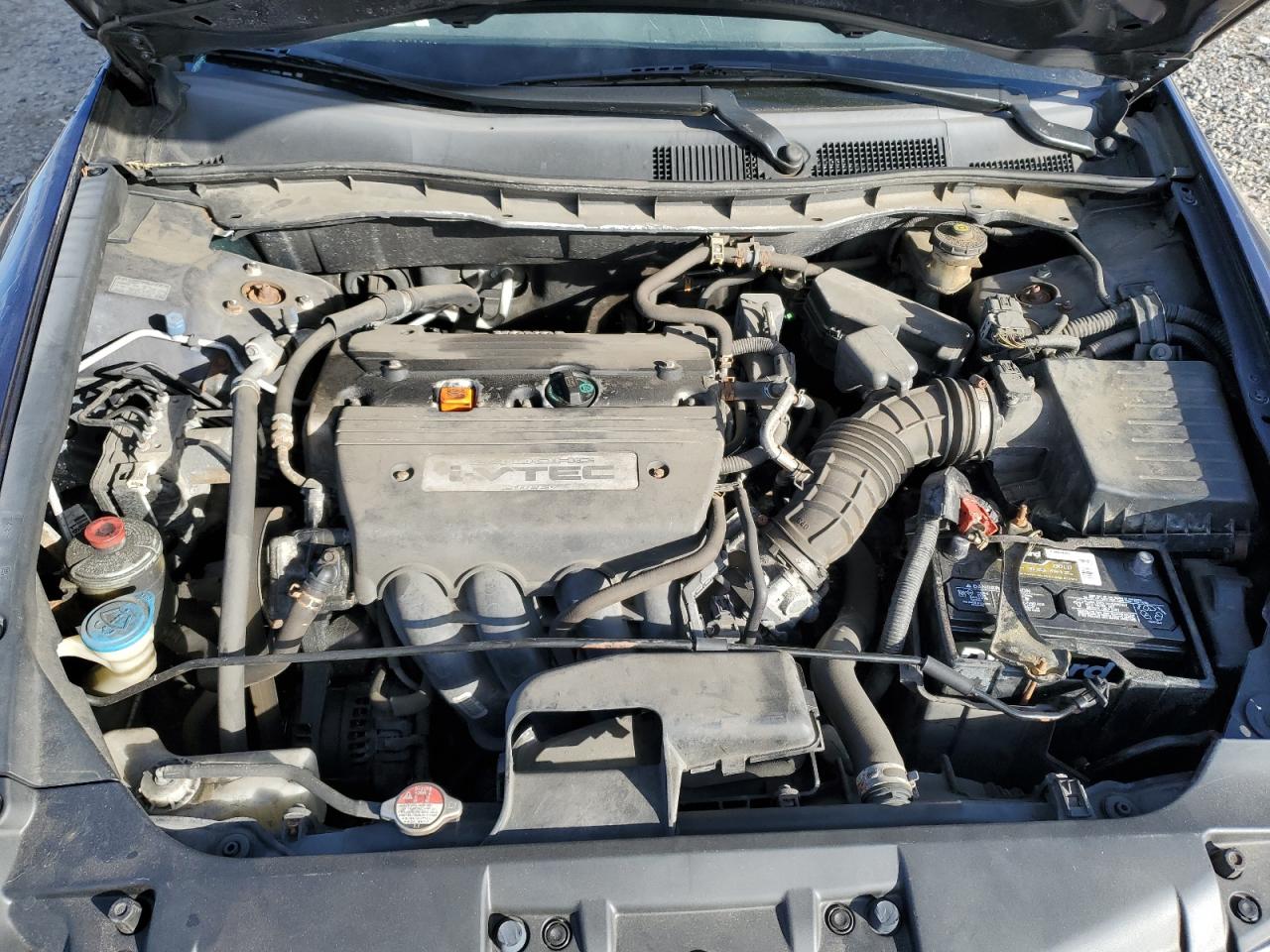 2009 Honda Accord - Image 11