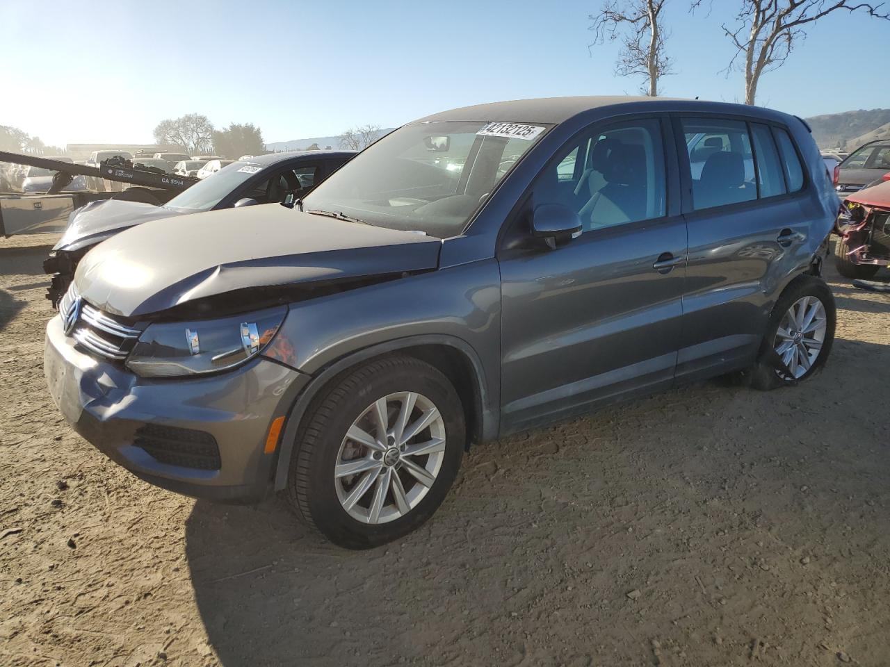 2017 Volkswagen Tiguan - Image 1