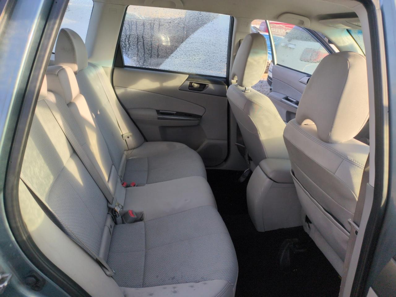 2013 Subaru Forester - Image 10
