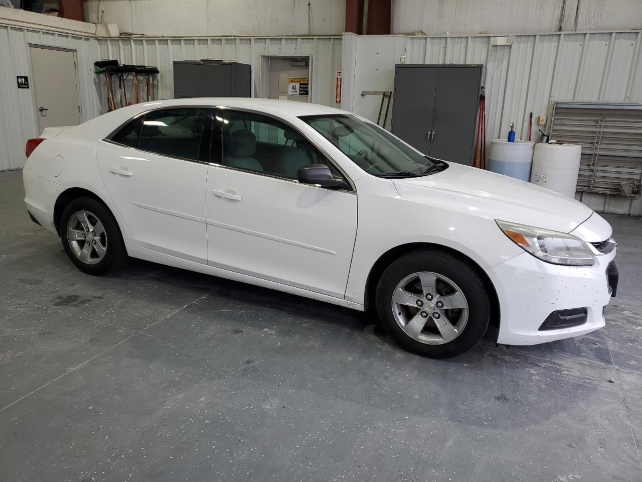 2015 Chevrolet Malibu - Image 4