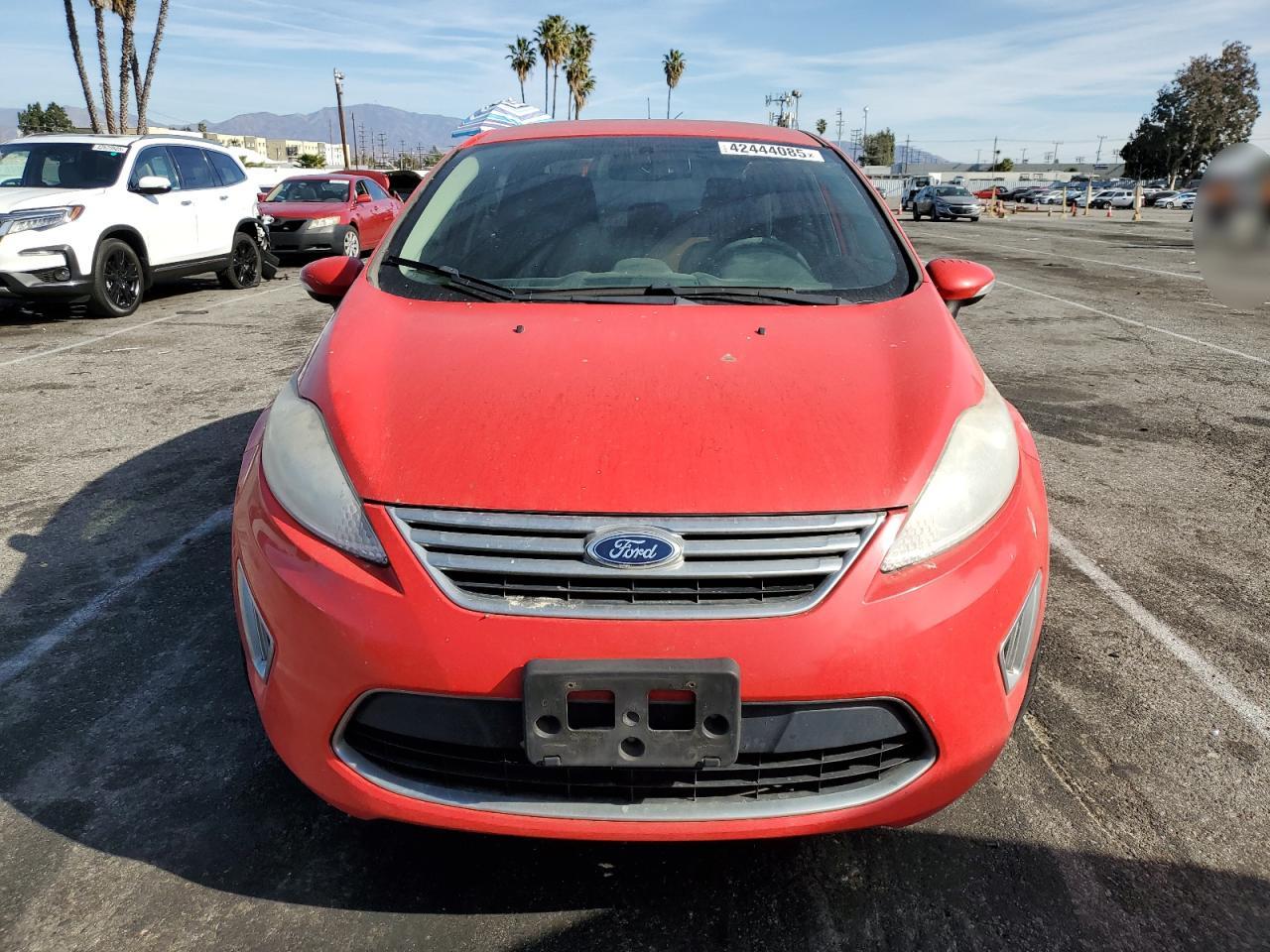 2012 Ford Fiesta - Image 5