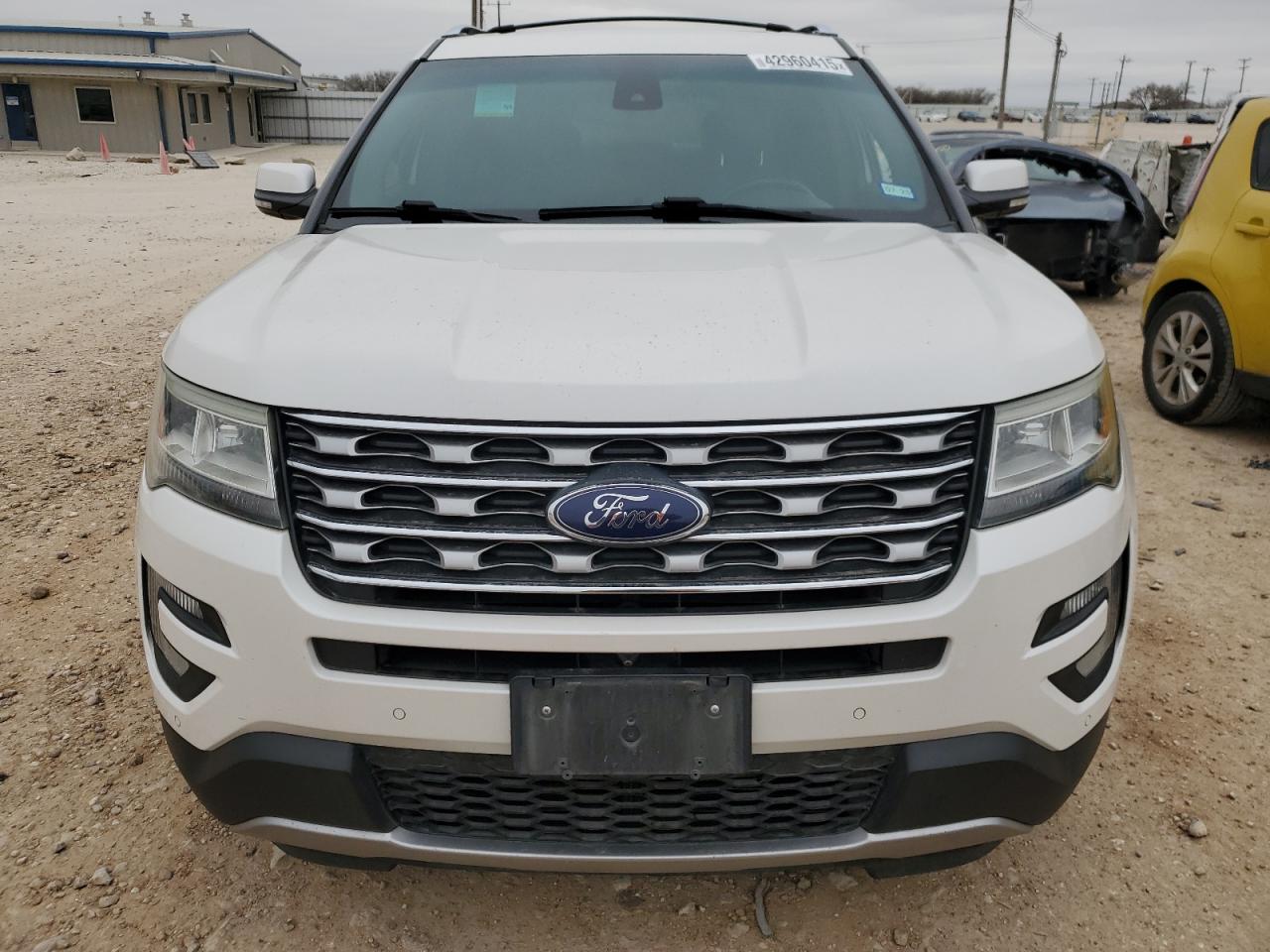 2016 Ford Explorer - Image 5