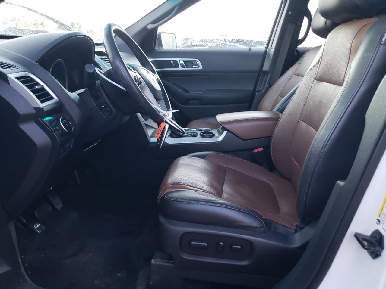 2015 Ford Explorer - Image 7