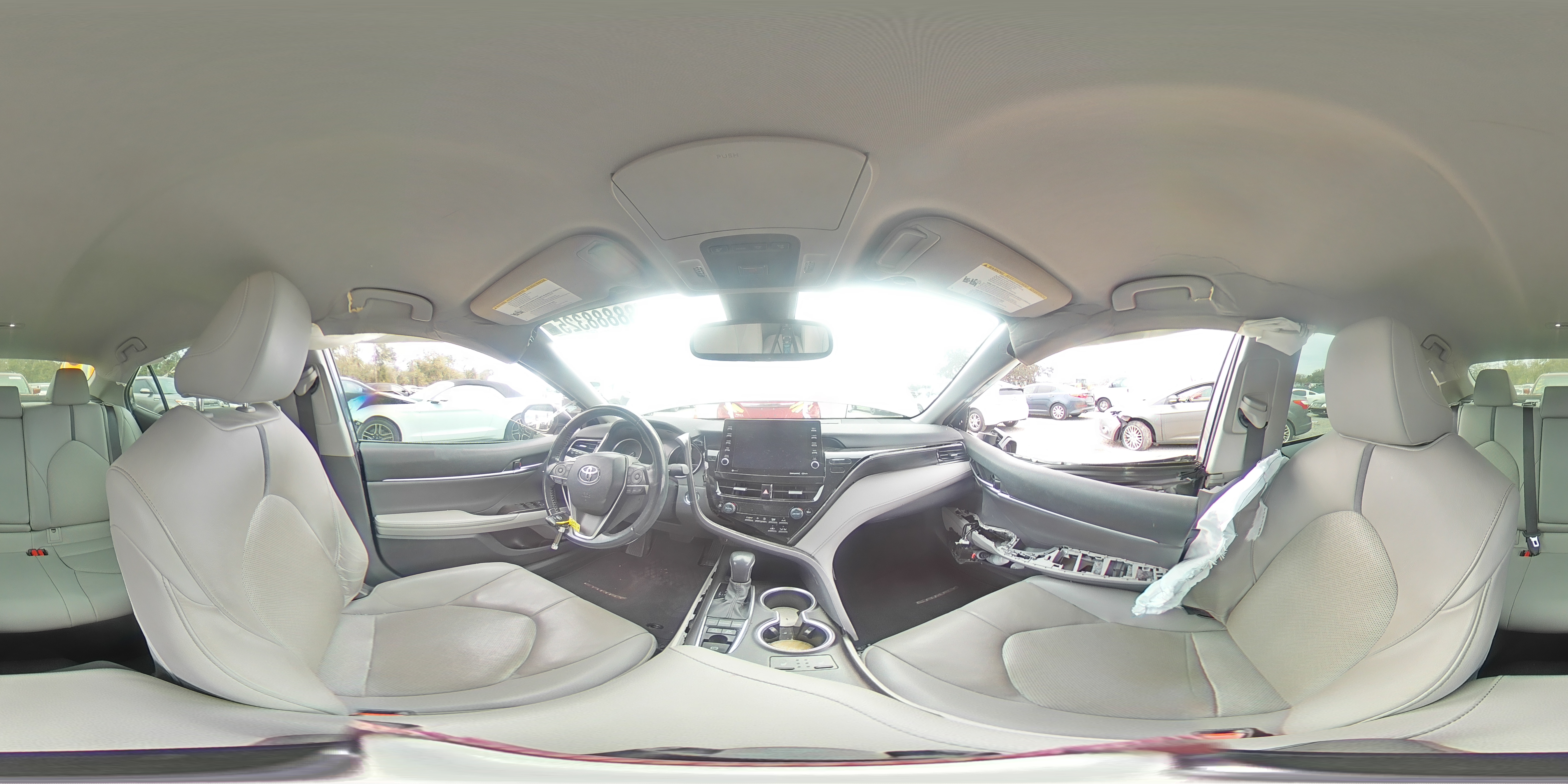 2021 Toyota Camry - Image 13