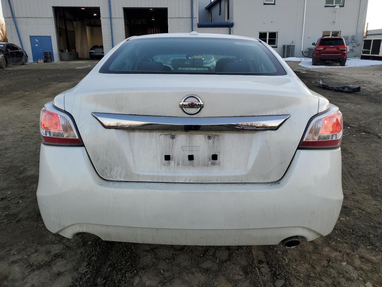 2015 Nissan Altima - Image 6