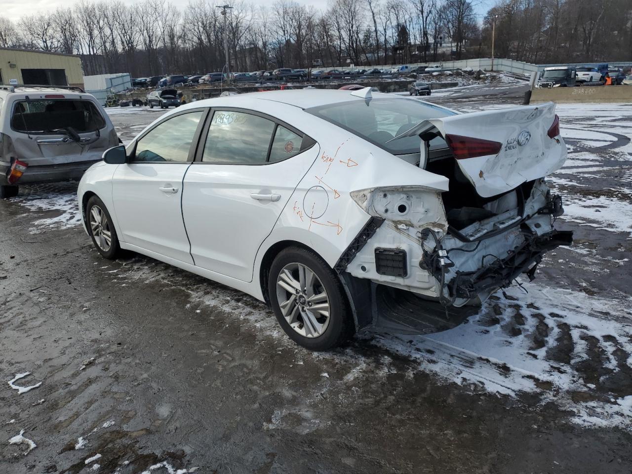2019 Hyundai Elantra - Image 2