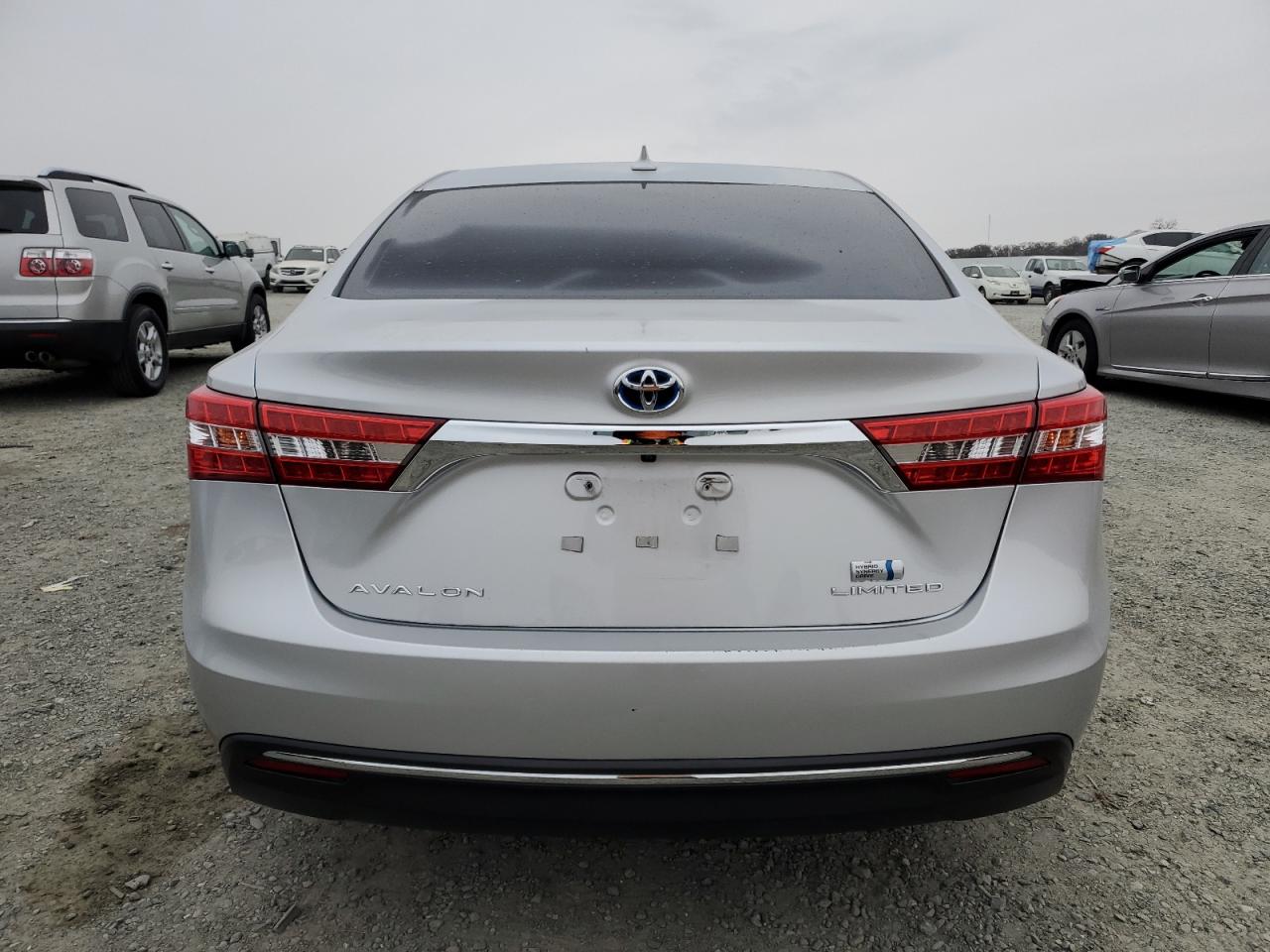 2013 Toyota Avalon - Image 6