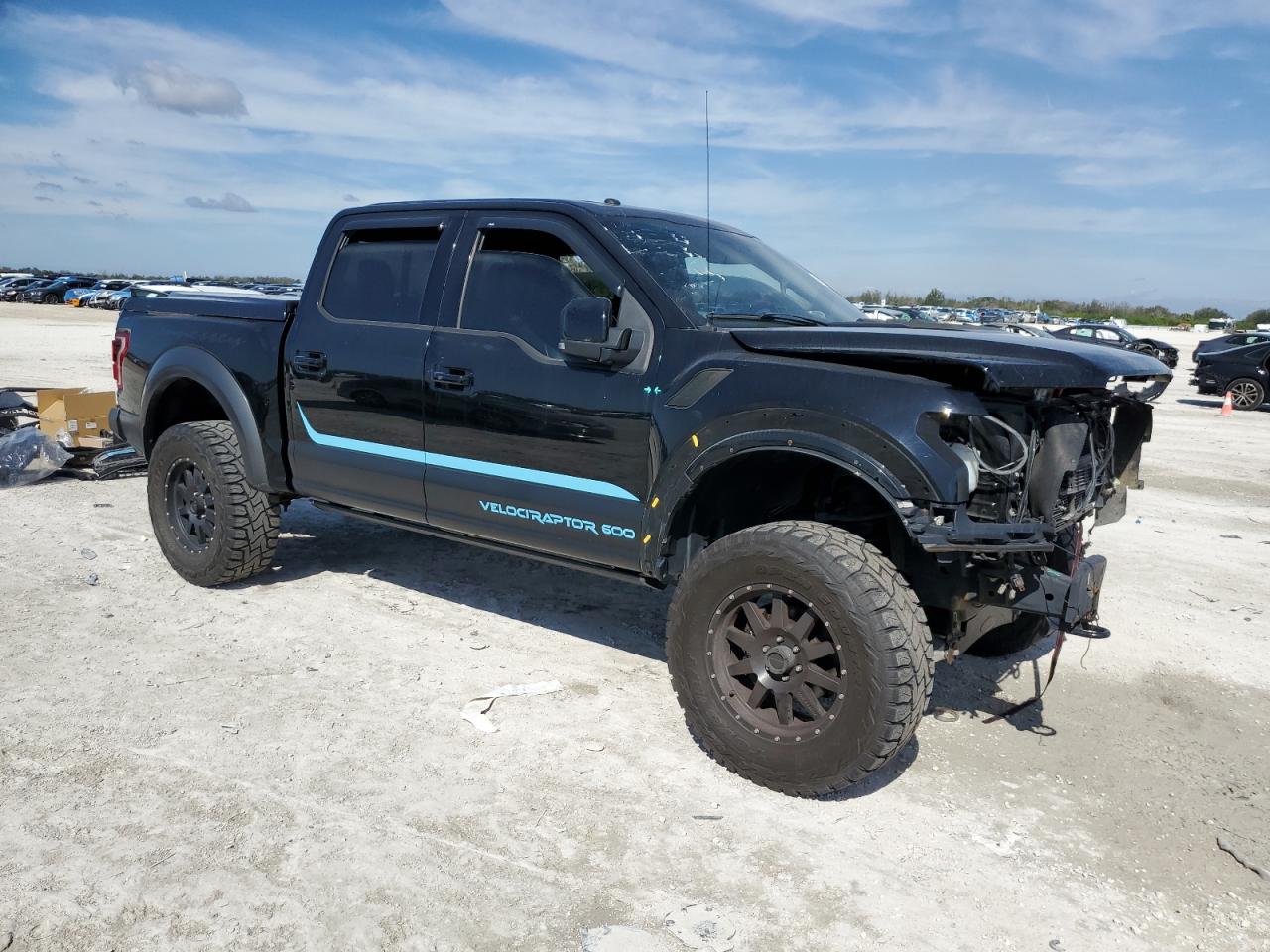 2017 Ford F-150 - Image 4