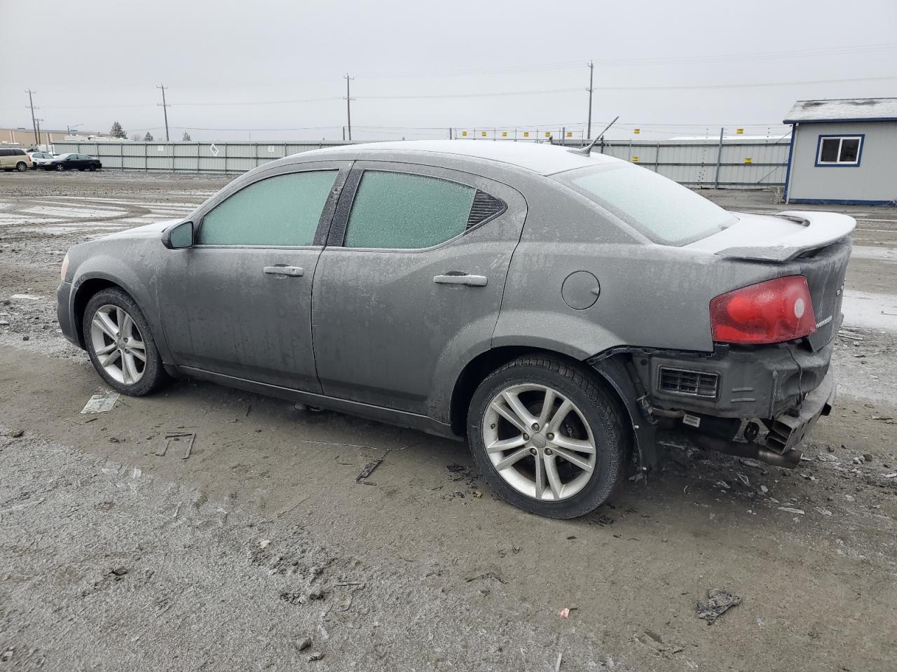 2012 Dodge Avenger - Image 2