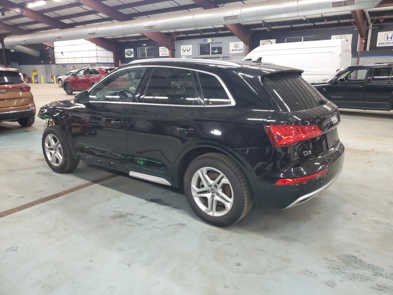 2018 Audi Q5 - Image 2