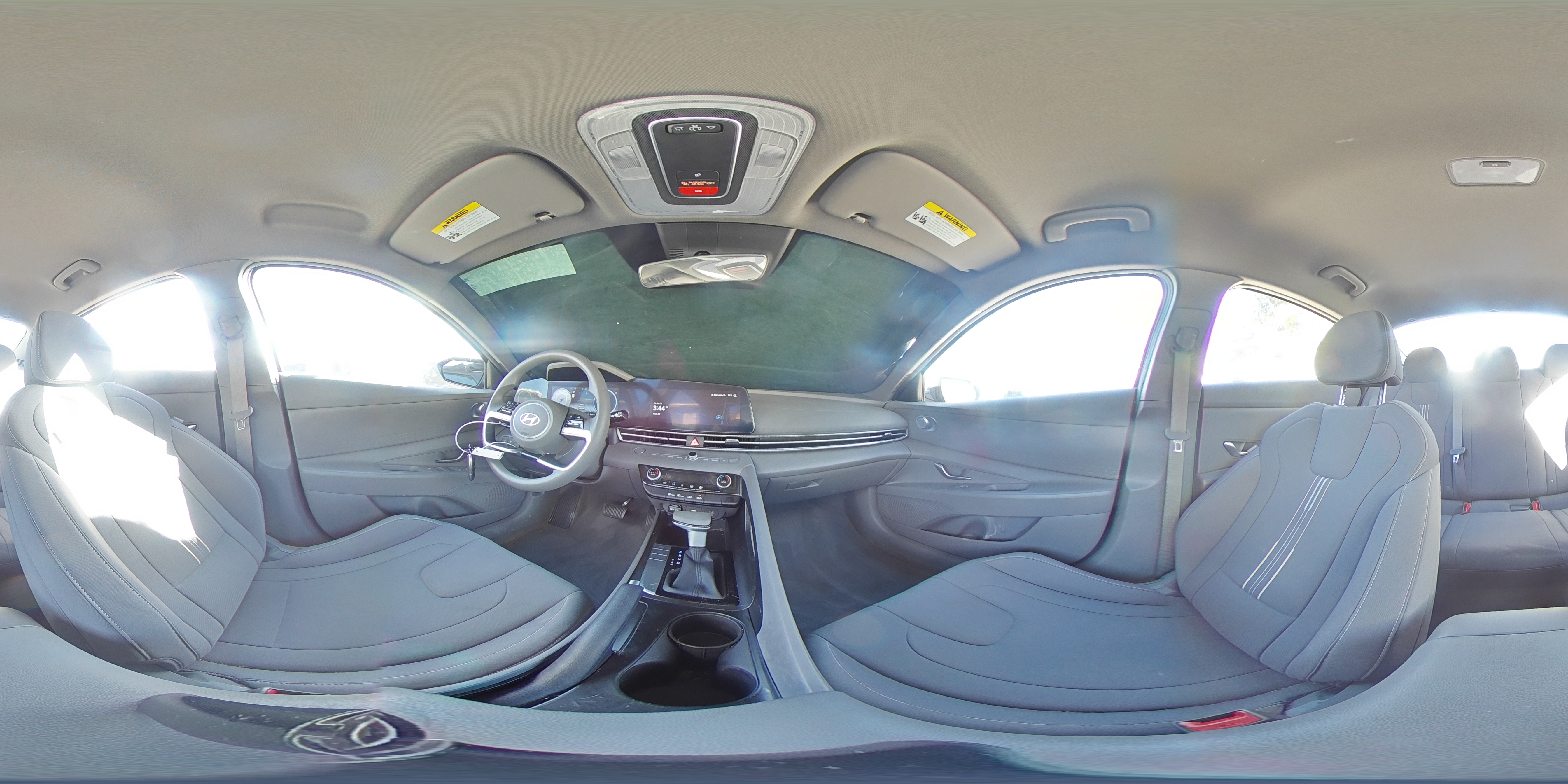 2024 Hyundai Elantra - Image 15