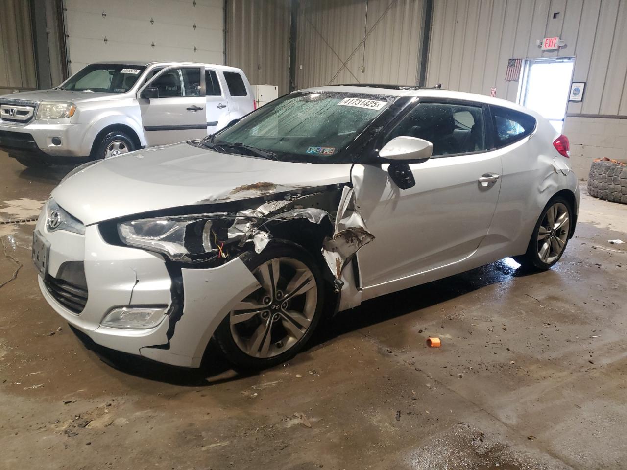 2016 Hyundai Veloster - Image 1