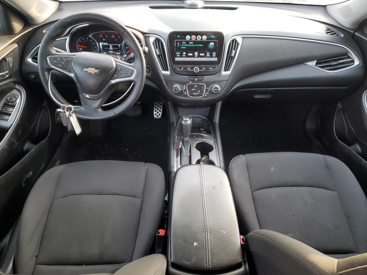 2016 Chevrolet Malibu - Image 8
