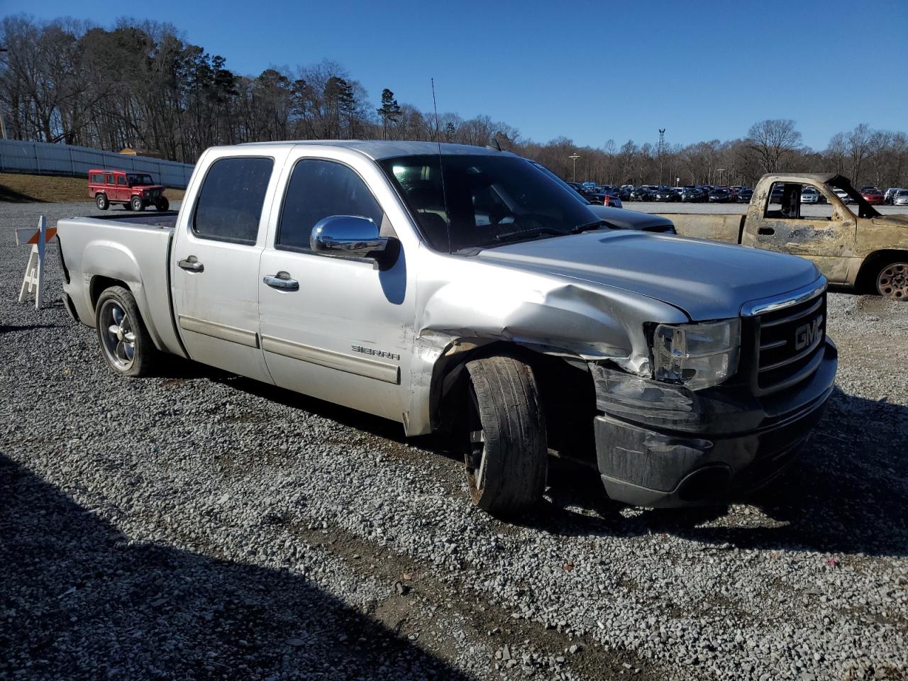 2013 GMC Sierra - Image 4