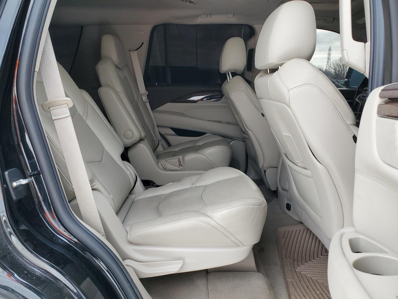 2017 Cadillac Escalade Luxury VIN: 1GYS4BKJ8HR158702 Lot: 87895615