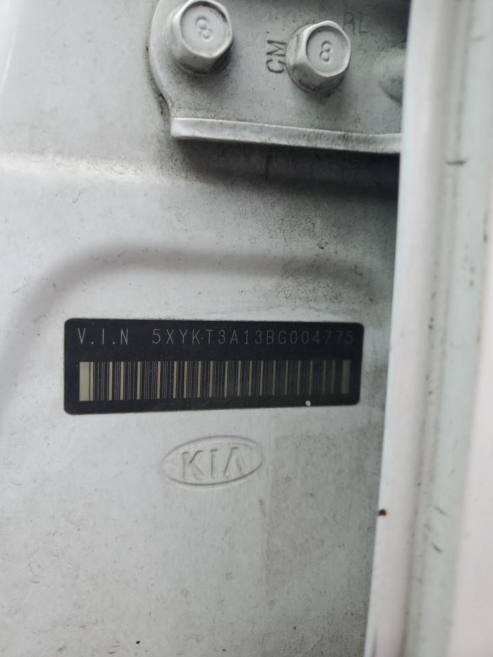 2011 Kia Sorento - Image 14