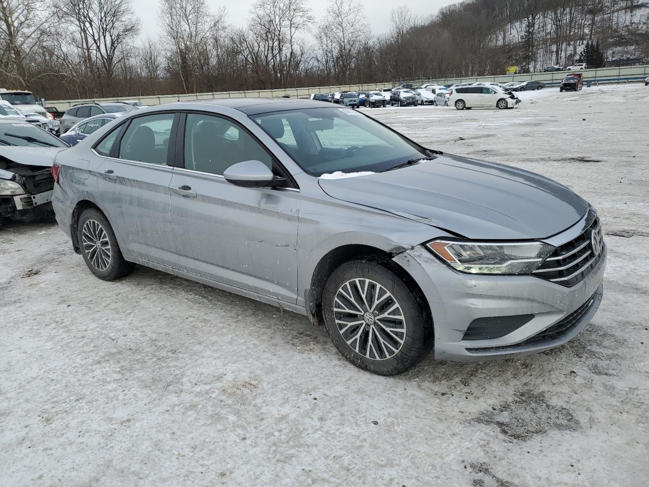 2020 Volkswagen Jetta - Image 4