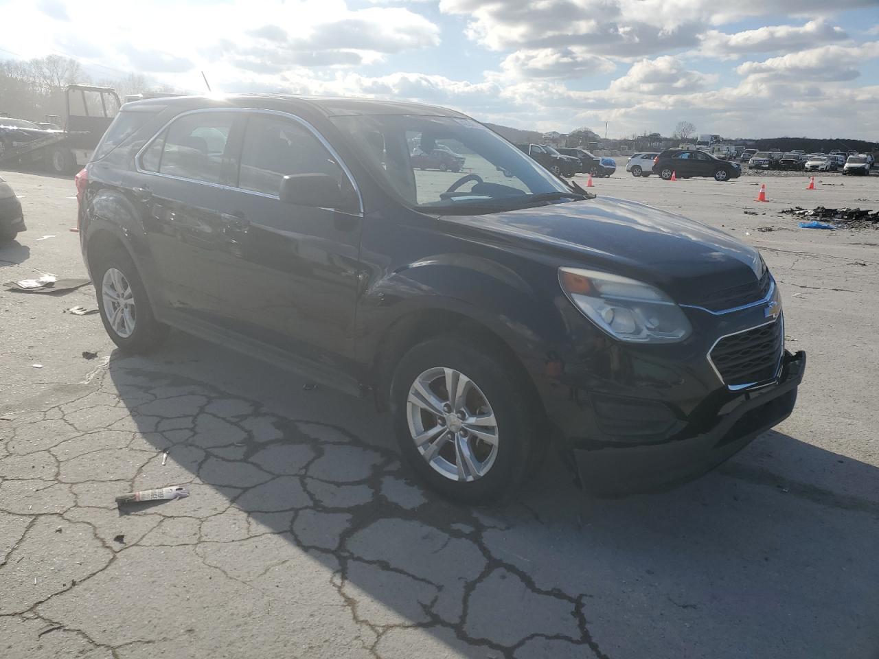 2016 Chevrolet Equinox - Image 4