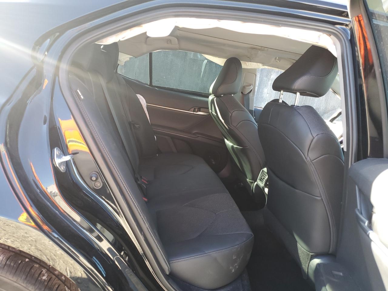 2023 Toyota Camry - Image 10