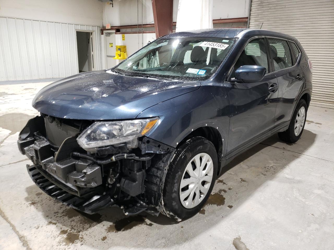2016 Nissan Rogue - Image 1