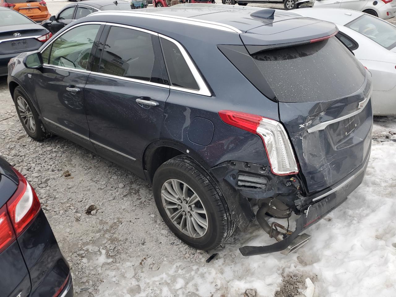 2018 Cadillac XT5 - Image 2