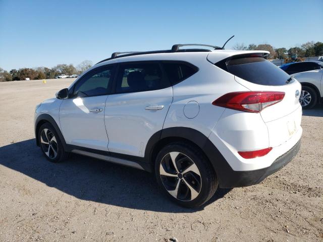  HYUNDAI TUCSON 2017 Белы