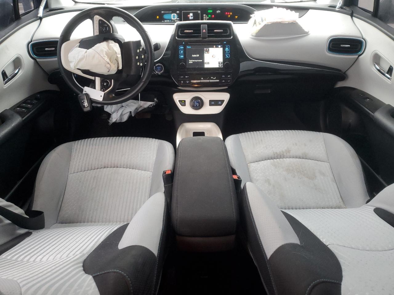 2016 Toyota Prius - Image 8
