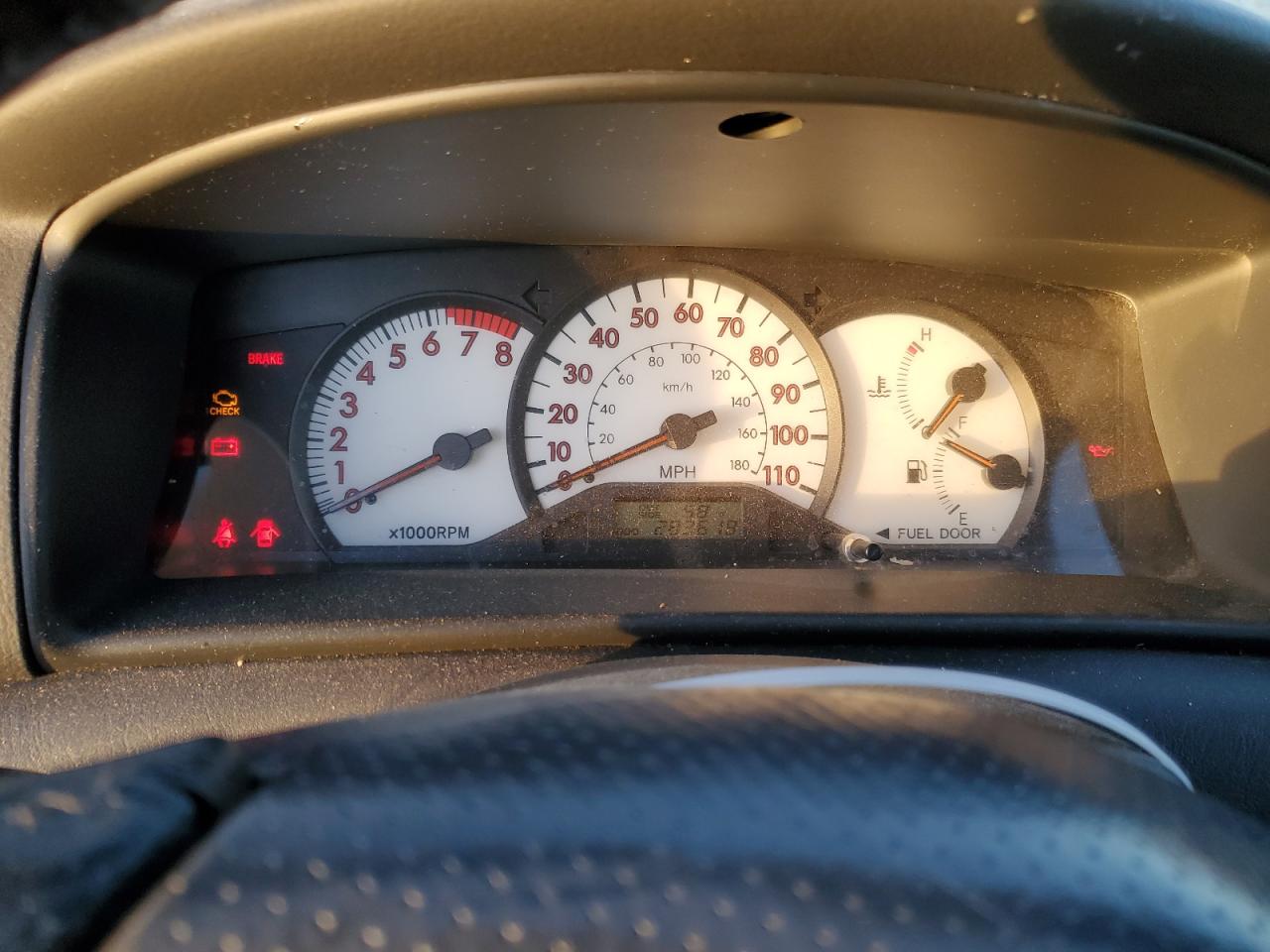 2004 Toyota Corolla - Image 9