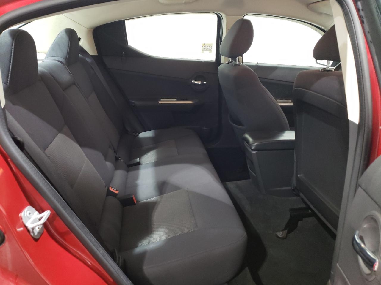 2009 Dodge Avenger - Image 10
