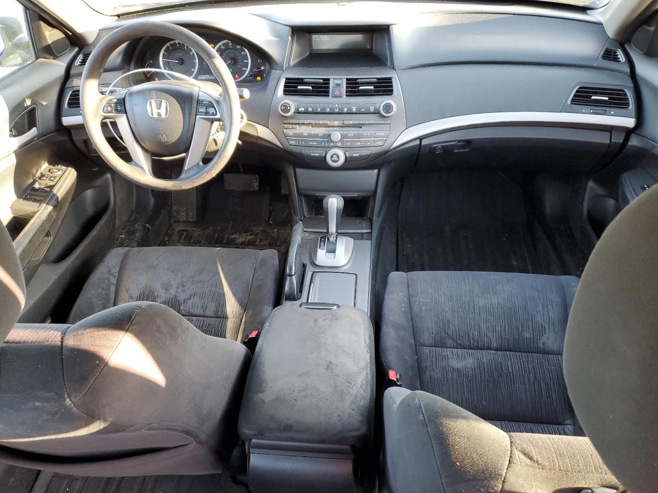 2012 Honda Accord - Image 8