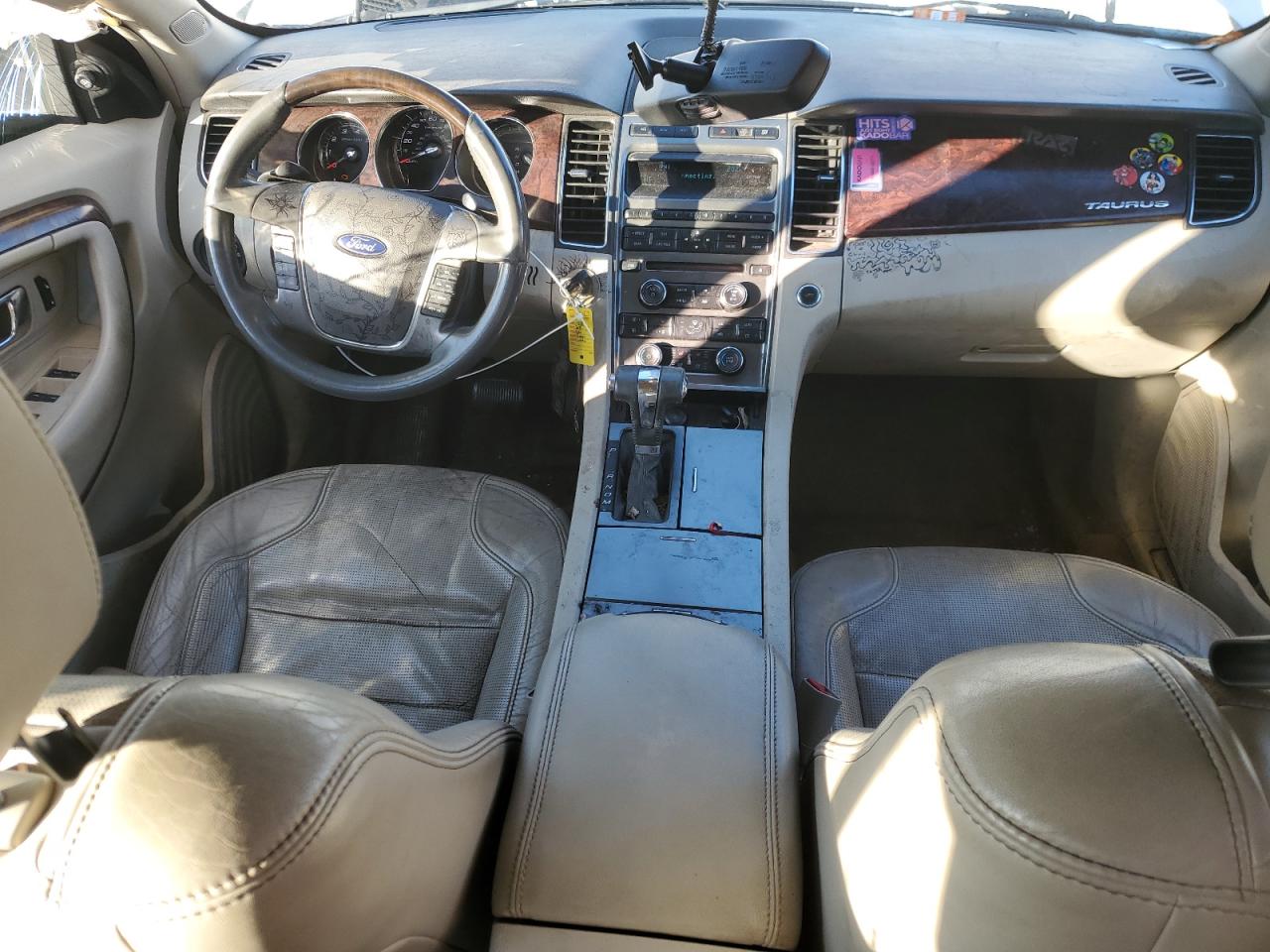 2011 Ford Taurus - Image 8