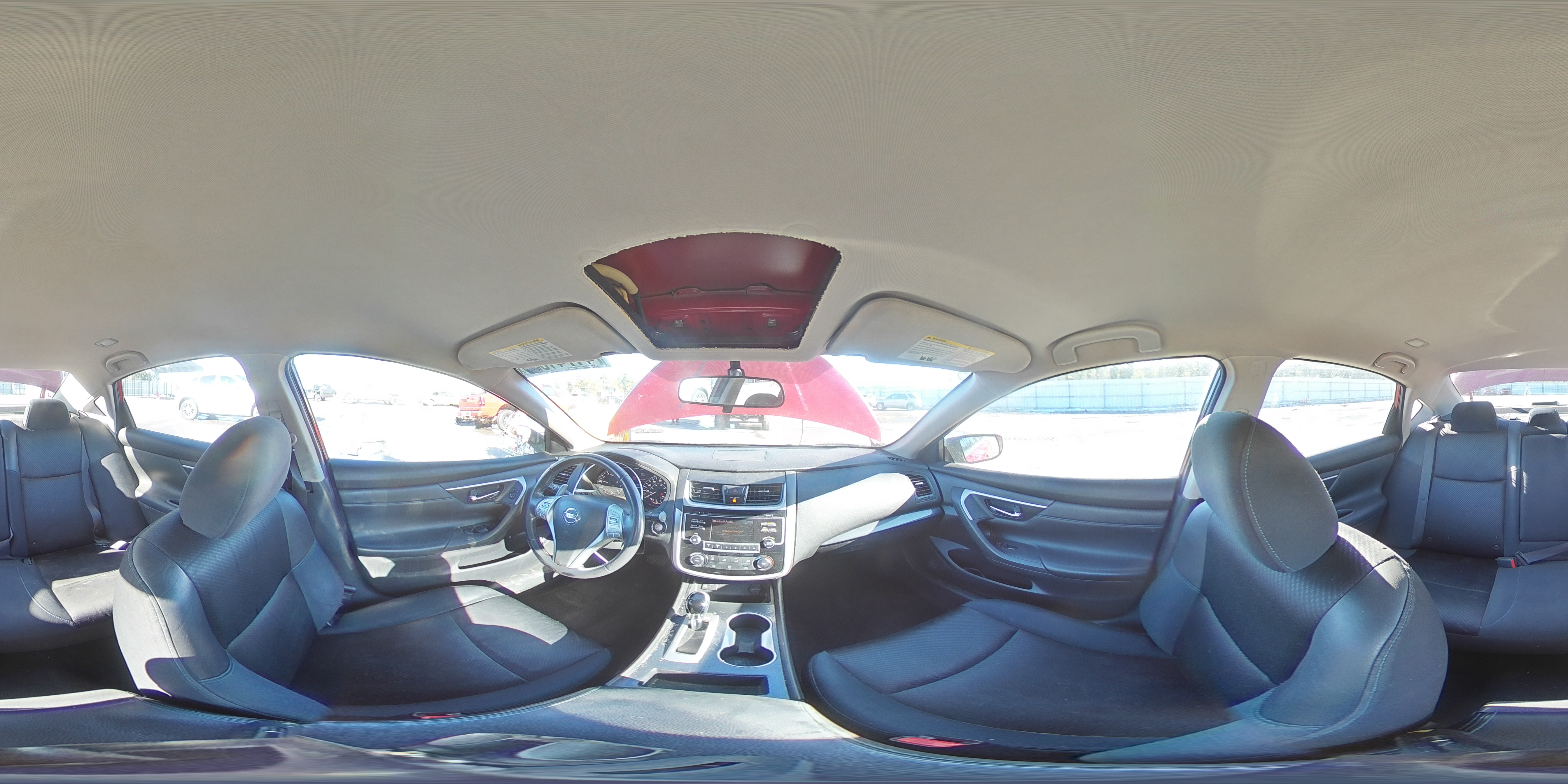 2018 Nissan Altima - Image 15