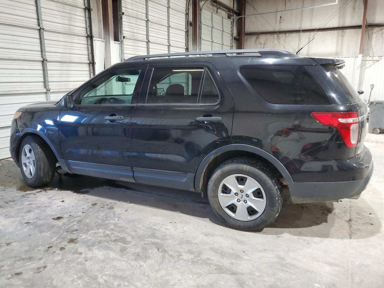 2014 Ford Explorer - Image 2
