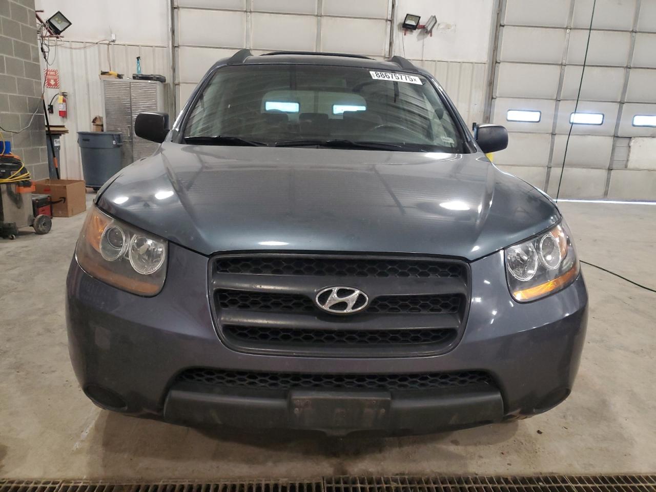 2009 Hyundai Santa Fe - Image 5