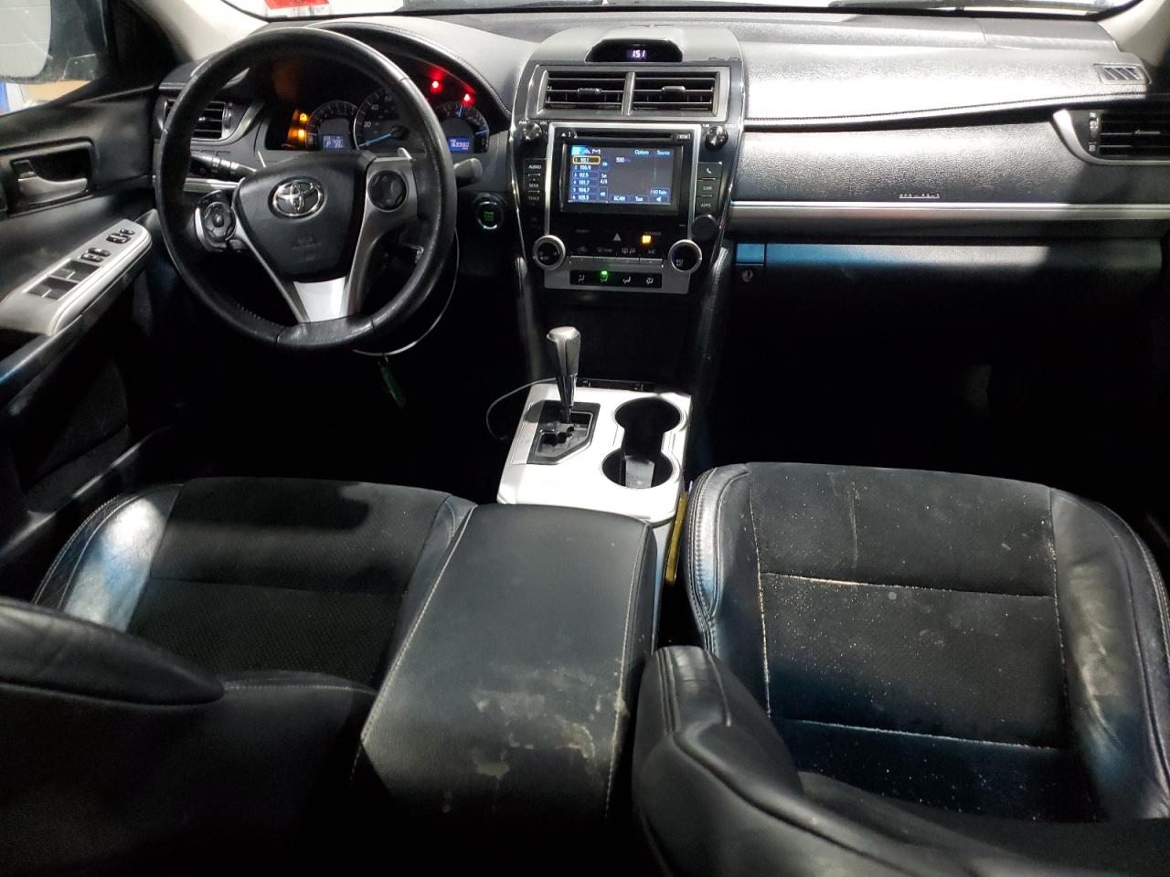 2012 Toyota Camry - Image 8