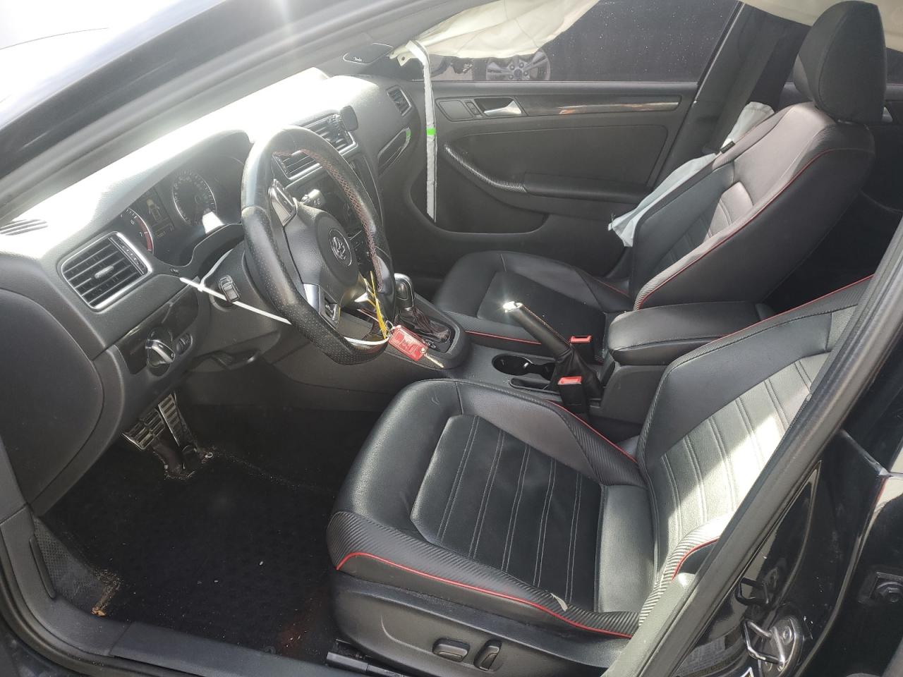 2014 Volkswagen Jetta - Image 7