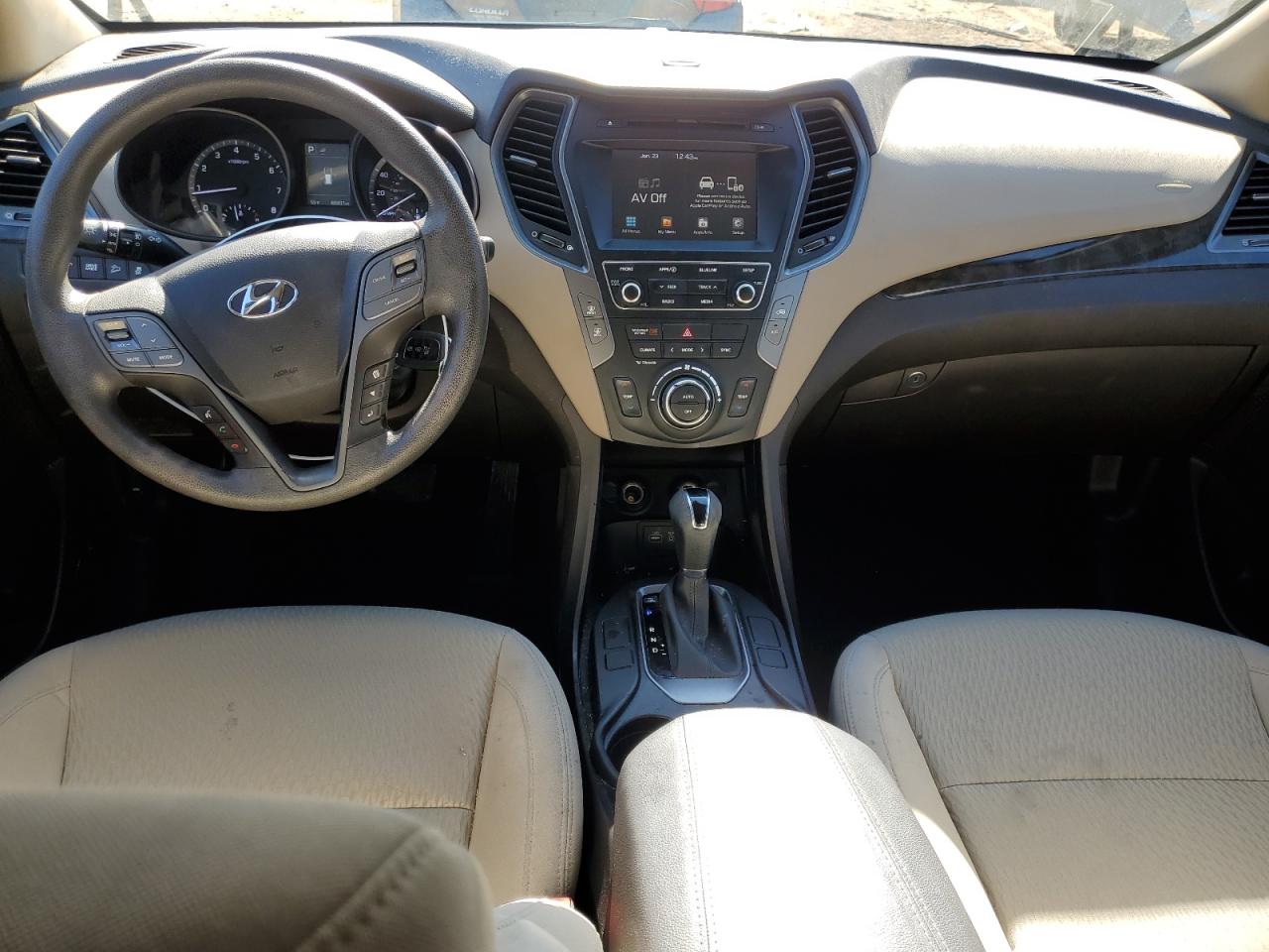 2017 Hyundai Santa Fe - Image 8